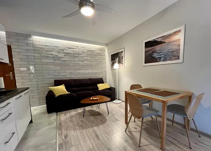 Appartement Baltycka 17b *